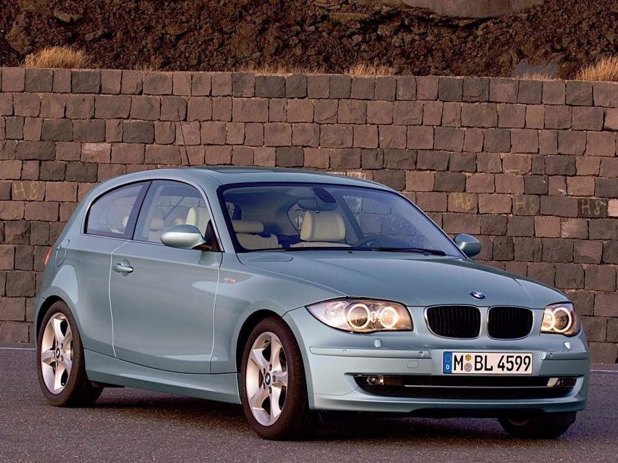  BMW 120i 3-Door 2007 года  (фото 1 из 70)